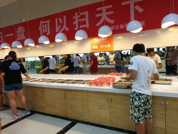 選對食堂承包企業(yè)，標準化公司員工餐飲管理