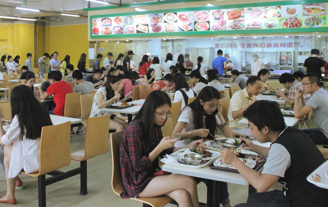 感恩回饋美食節,美食在食堂，好吃在金筷子